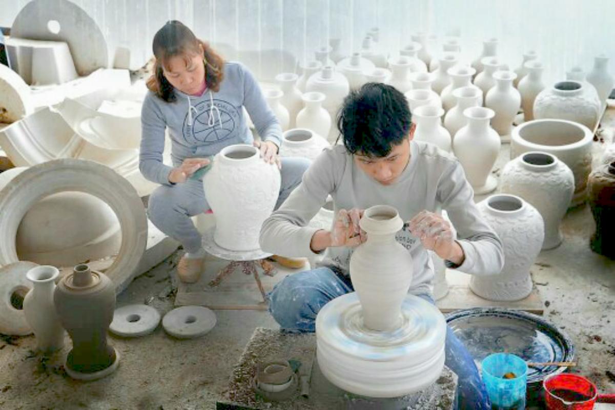 KHI TA NHẬN RA - 