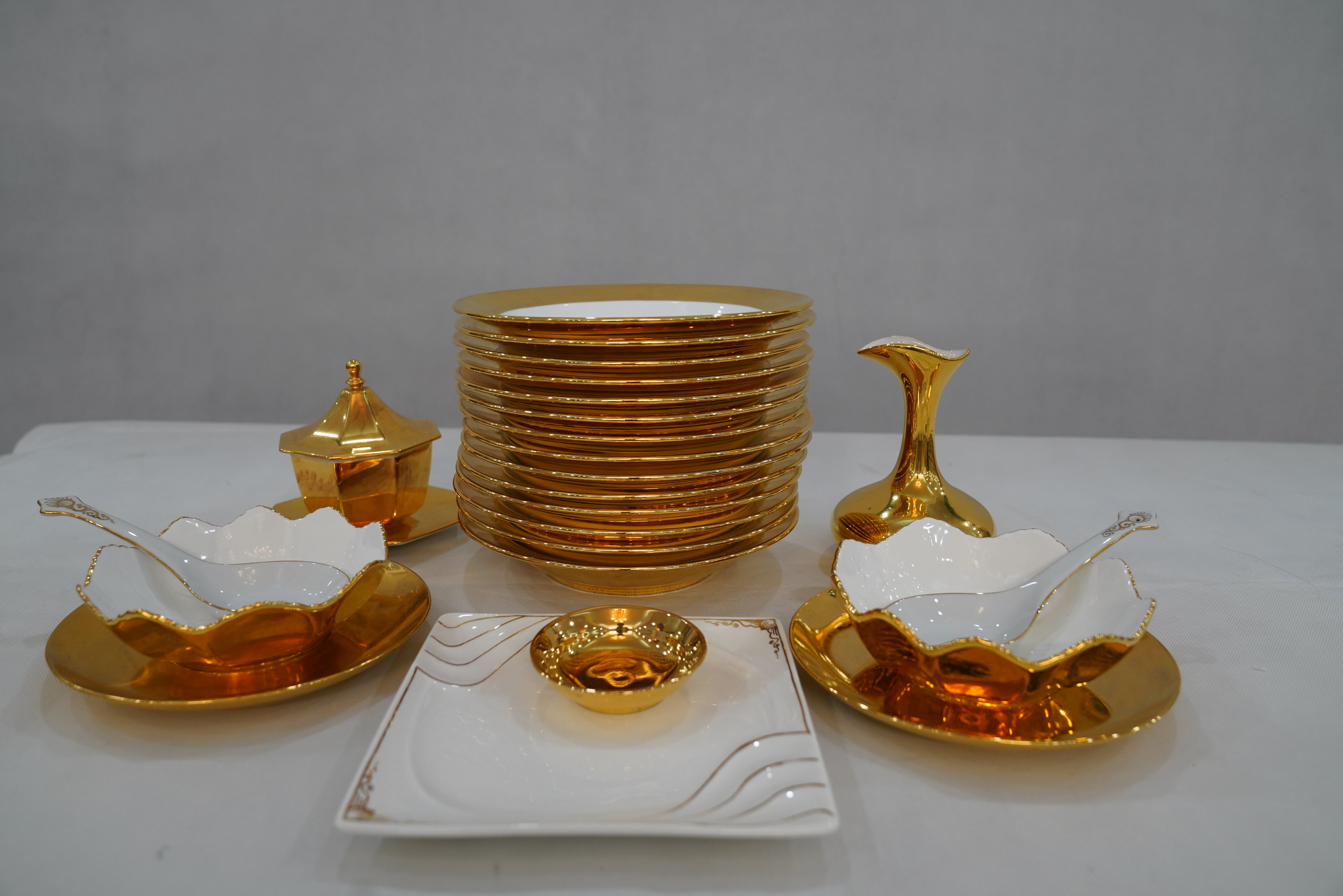 92-96 Nguyễn Huệ, Quận 1, TP Hồ Chí Minh