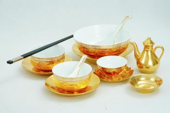 Bộ Đồ Ăn Thạch Anh Dát Vàng *hoa văn chìm vàng 2 lớp*